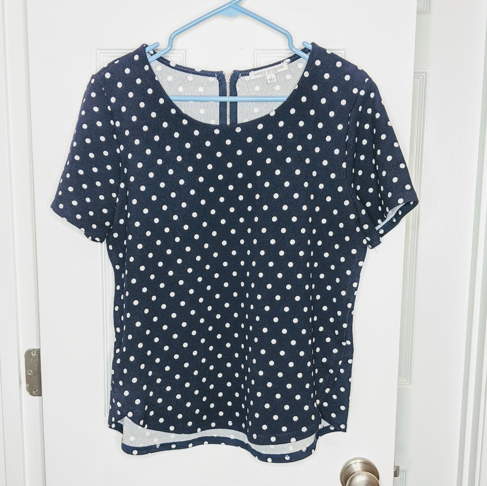 ⭐ BOGO SALE⭐ Polka dot top